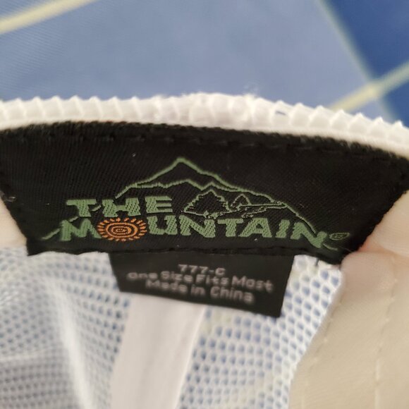 The Mountain Snapback Hats (4) - Picture 2 of 11